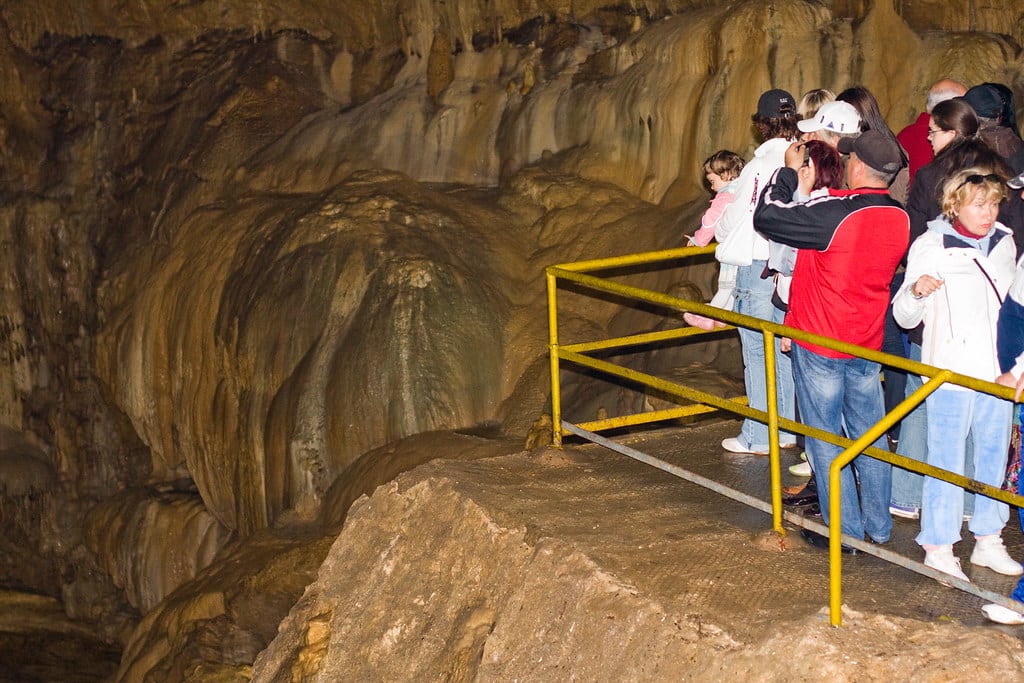 Новоафонская пещера